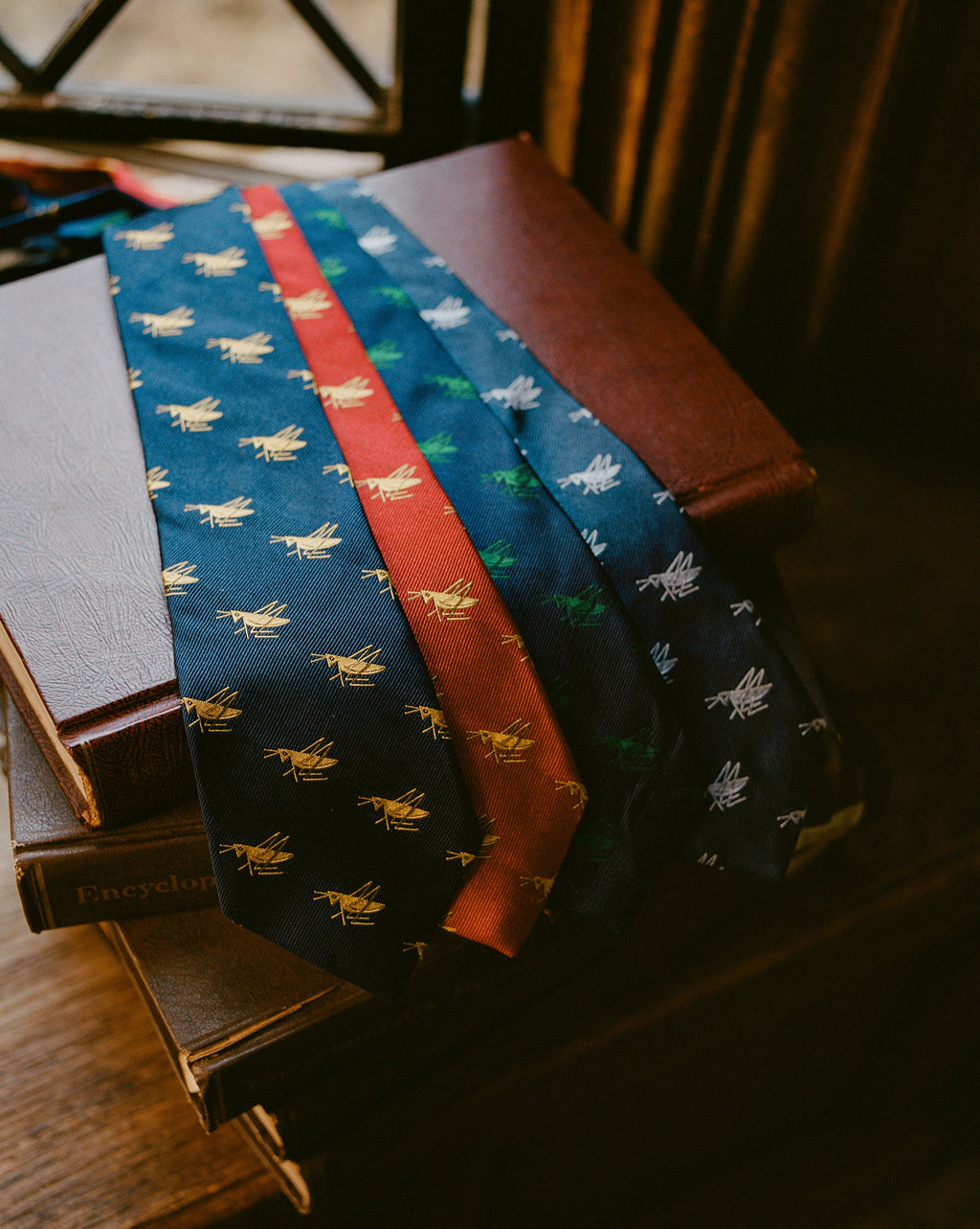 Made-in-USA Burgundy with Gold Grasshoppers Club Tie